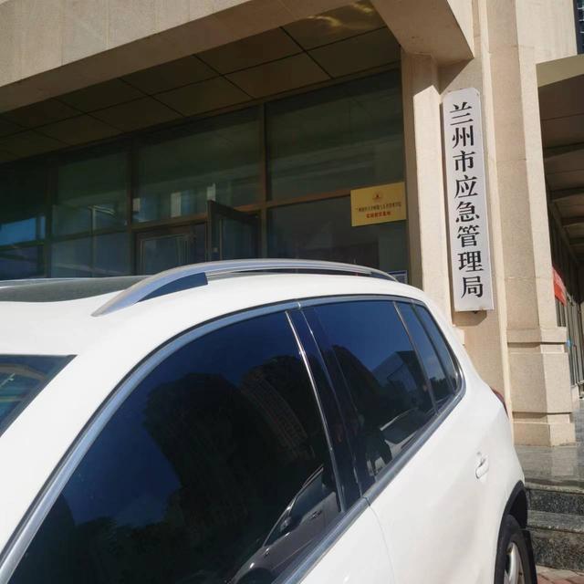兰州：新亚中学安全隐患频出 “和尚撞钟”式监管伤害了谁？